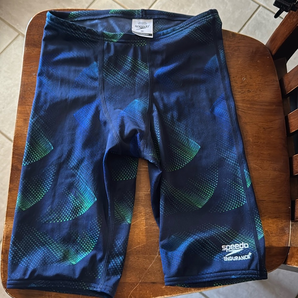 Speedo endurance men’s size 28
